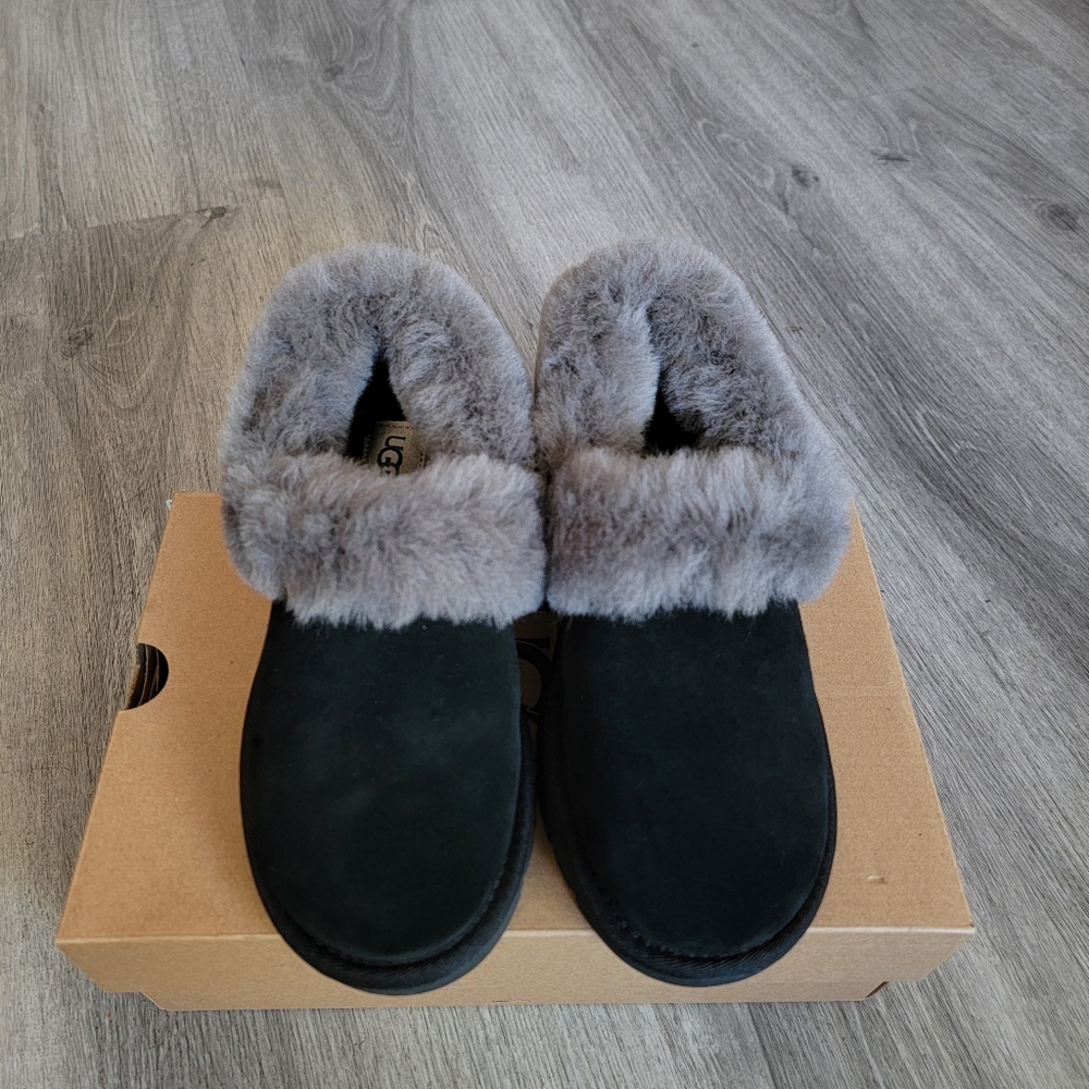 UGG  Nita Slippers - Picture 4 of 11